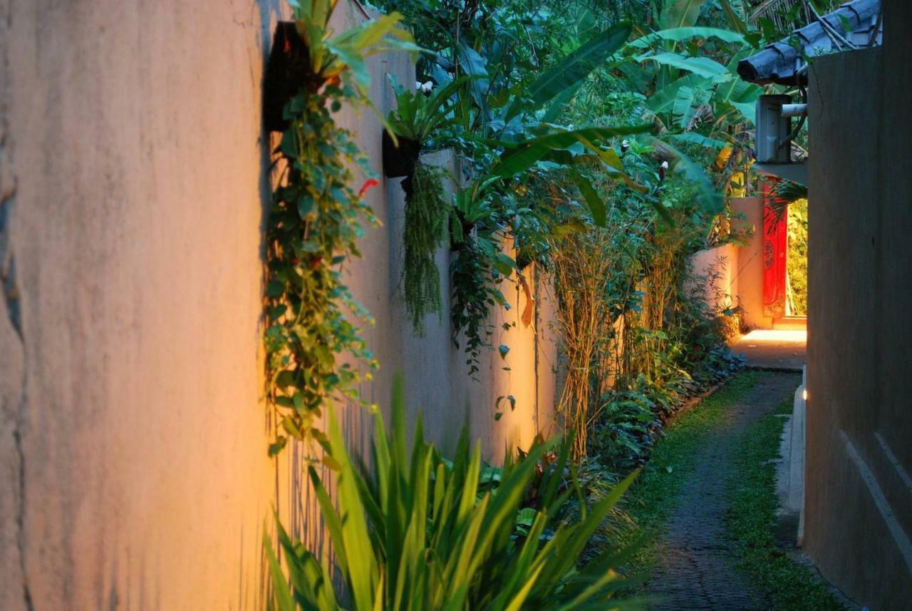 Villa Elysium Fields - Rustic Meets Industrial Chic Design Canggu Buitenkant foto